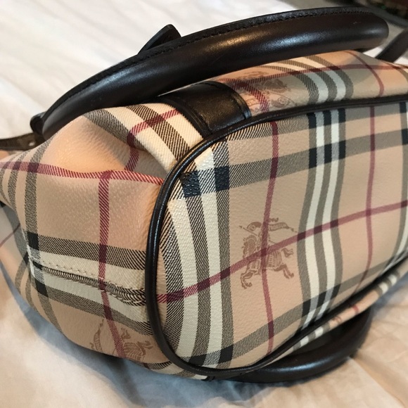 Authentic Burberry Northfield Haymarket Check - Picture 2 of 8